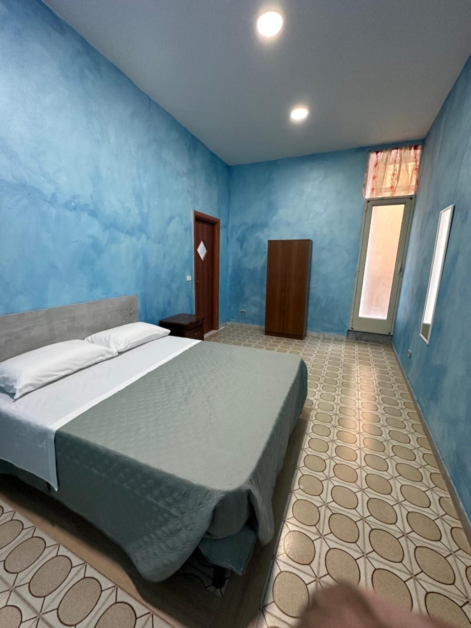 Holiday House Clara&Vincenzo 那不勒斯 外观 照片